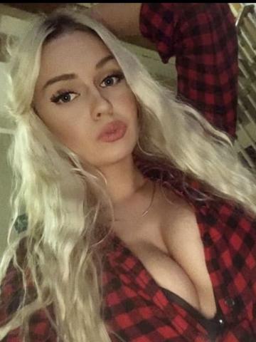 Лилия Амазонка